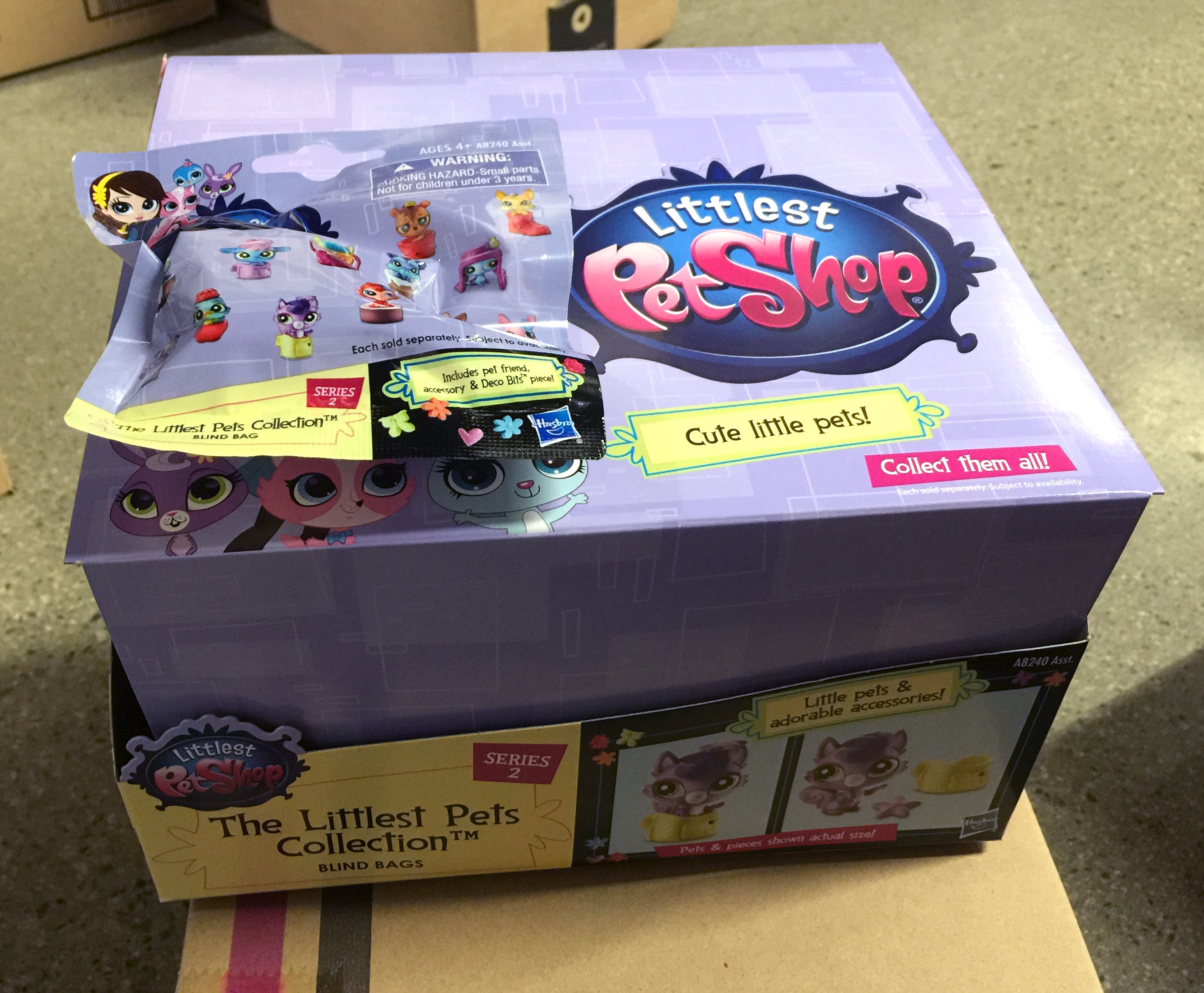 Littlest Pet Shop Blind Bags Series 2 Box of 24 Figures