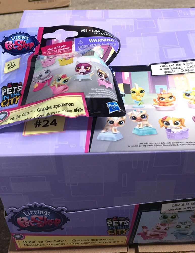 Littlest Pet Shop Mystery Pet Hideouts Blind Bags Series 1